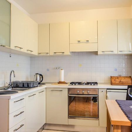 רוביני Apartment Charlie מראה חיצוני תמונה