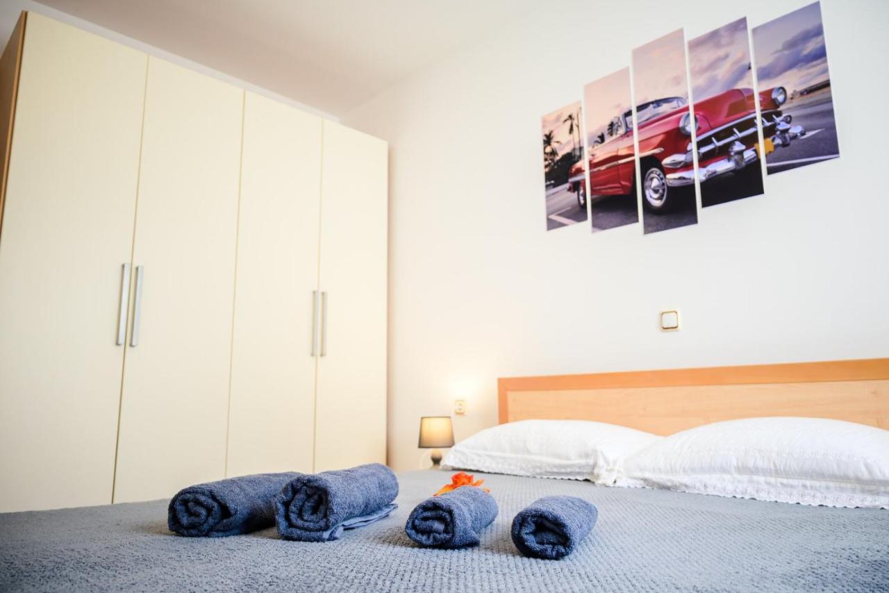 רוביני Apartment Charlie מראה חיצוני תמונה