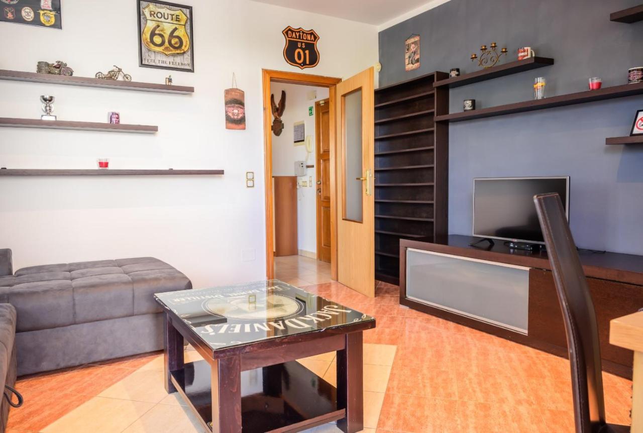 רוביני Apartment Charlie מראה חיצוני תמונה