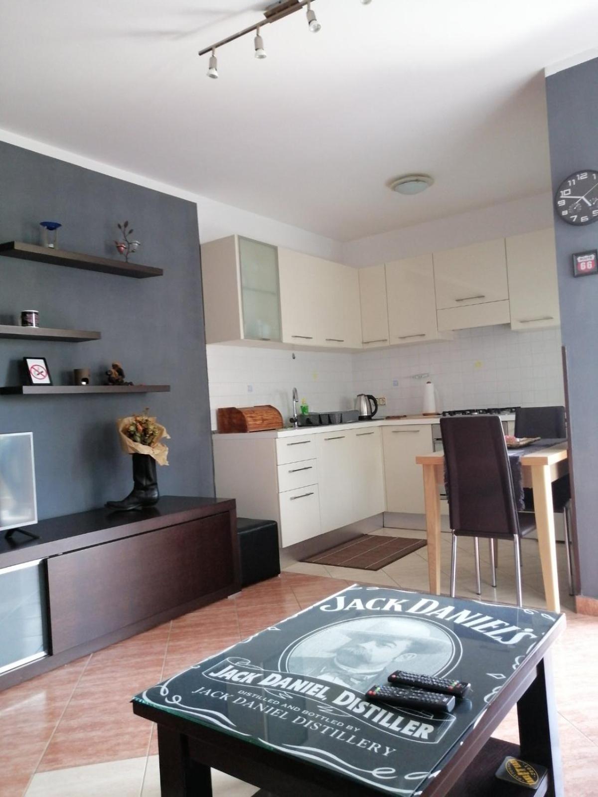 רוביני Apartment Charlie מראה חיצוני תמונה